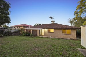 3 Gartford Street, ROBERTSON, QLD 4109 AUS