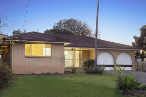 3 Gartford Street, ROBERTSON, QLD 4109 AUS