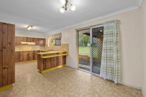 3 Gartford Street, ROBERTSON, QLD 4109 AUS