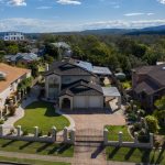 199 Mount Ommaney Drive, MOUNT OMMANEY, QLD 4074 AUS