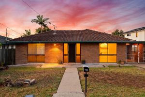 880 Underwood Road, ROCHEDALE SOUTH, QLD 4123 AUS
