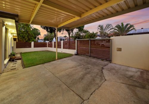 15 Diamantina Street, HILLCREST, QLD 4118 AUS