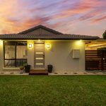 15 Diamantina Street, HILLCREST, QLD 4118 AUS