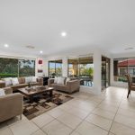 2 The Crescent, UNDERWOOD, QLD 4119 AUS