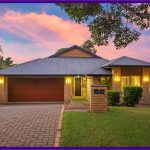 2 The Crescent, UNDERWOOD, QLD 4119 AUS