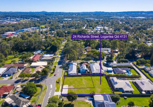 24 Richards Street, LOGANLEA, QLD 4131 AUS