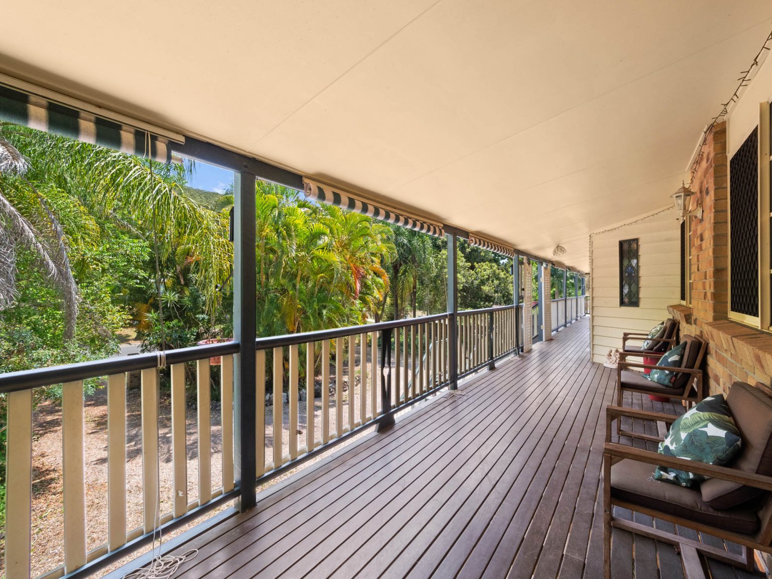 15 Springburn Drive, GLASS HOUSE MOUNTAINS, QLD 4518 AUS