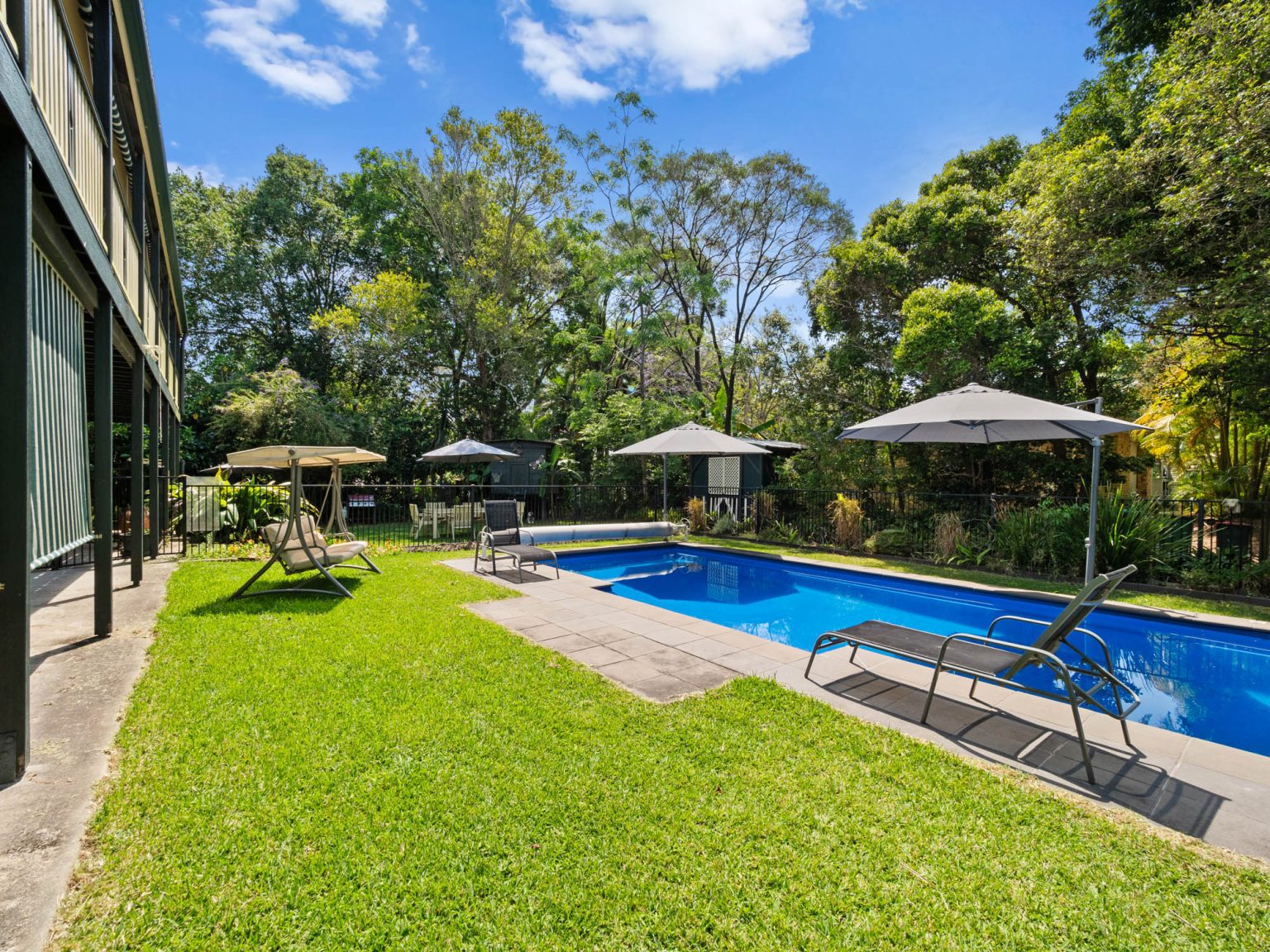 15 Springburn Drive, GLASS HOUSE MOUNTAINS, QLD 4518 AUS